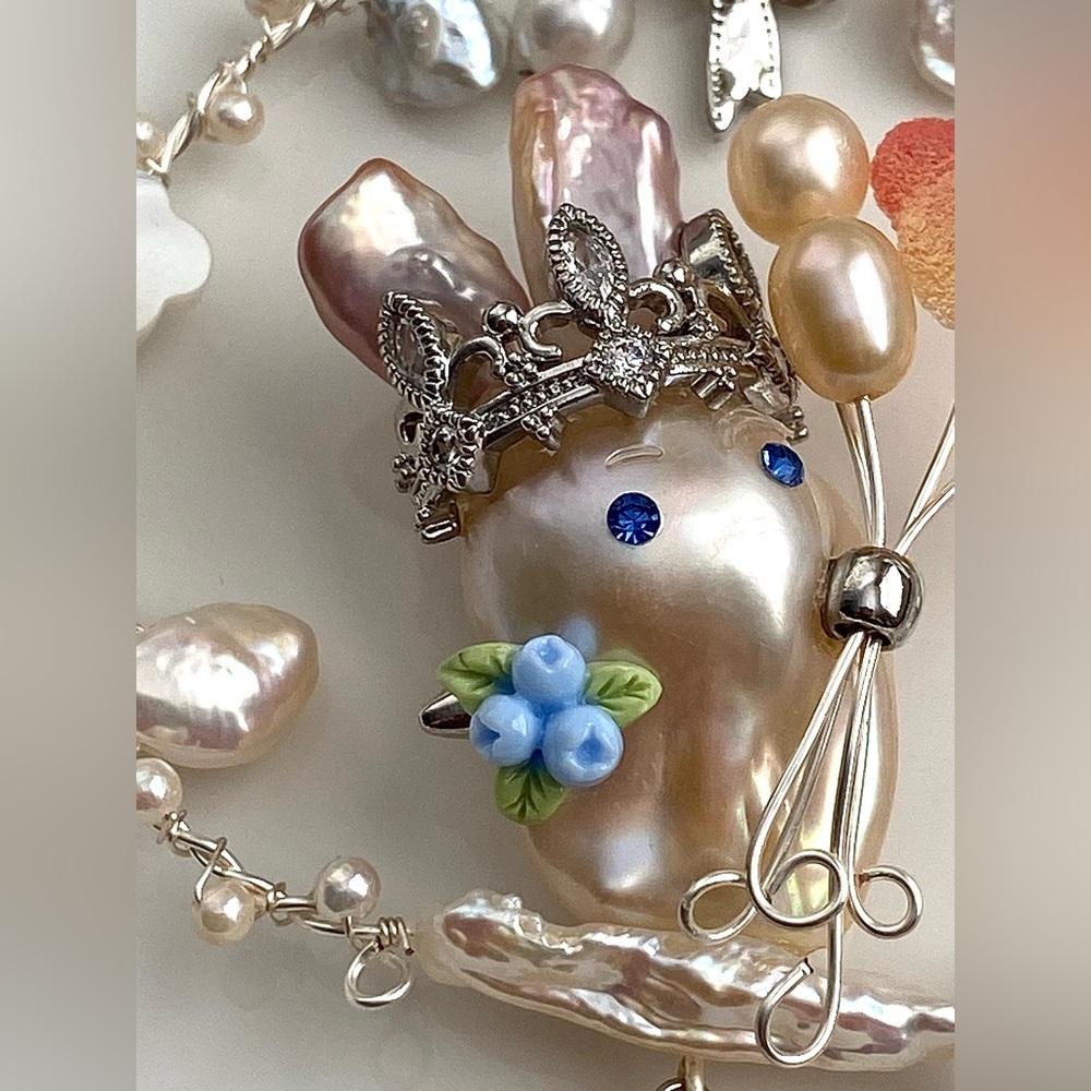 P230-Handmade Premium Flameball Pearl Bunny Detachable Pendant - Picture 8 of 15